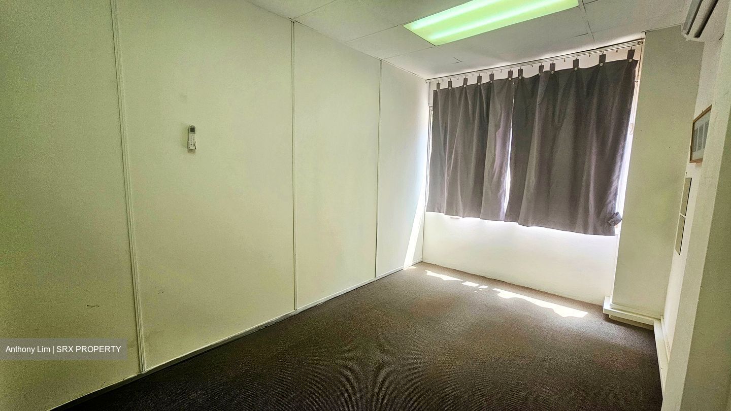 Hongkong Street (D1), Office #549240111